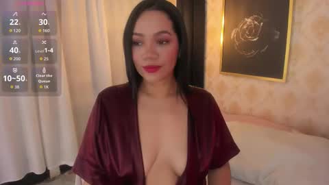 cherylfoster_ online show from November 18, 2025, 8:24 pm