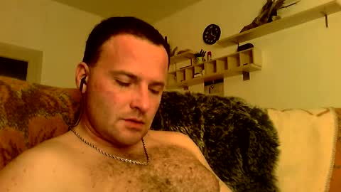 Snapshot of cheryloverboy chatting on December 13, 2025, 11:21 pm cheryloverboy online show from December 13, 2025, 11:21 pm