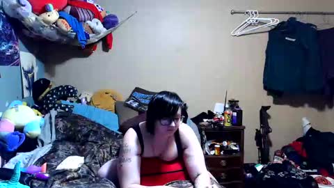 cheshire_wolf online show from November 12, 2025, 10:41 pm