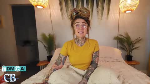 Chevi Blue online show from January 22, 2025, 4:02 pm