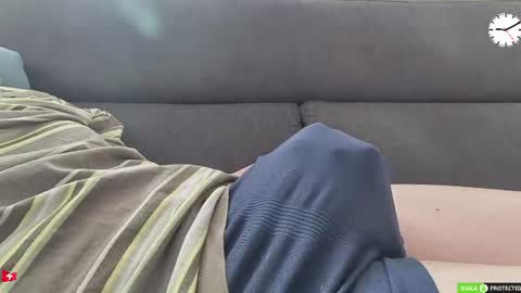 Snapshot of chezmonsieur_g chatting on June 15, 2026, 7:10 am Grey online show from June 15, 2026, 7:10 am