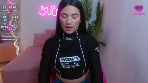 Chiara  online show from December 22, 2024, 7:33 am