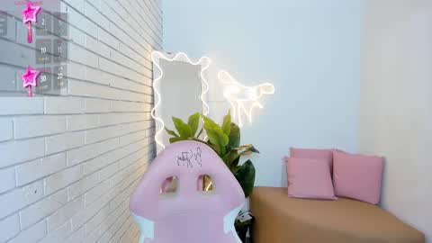 Chiara  online show from February 14, 2025, 7:54 pm