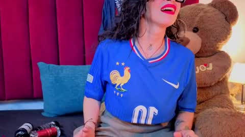 Snapshot of chiarajjones chatting on July 4, 2026, 12:44 pm CHIARA online show from July 4, 2026, 12:44 pm