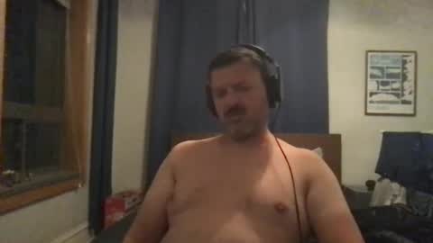 chicagoguy7183 online show from October 2, 2025, 4:41 am