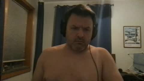 chicagoguy7183 online show from March 19, 2026, 5:22 am