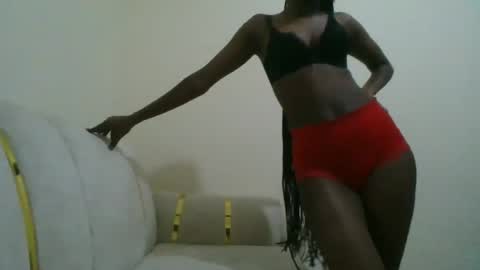 Snapshot of chickymuse chatting on July 17, 2026, 8:43 am Chickymuse online show from July 17, 2026, 8:43 am