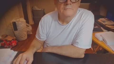 Snapshot of chico__amante chatting on August 4, 2026, 5:21 am chico__amante online show from August 4, 2026, 5:21 am