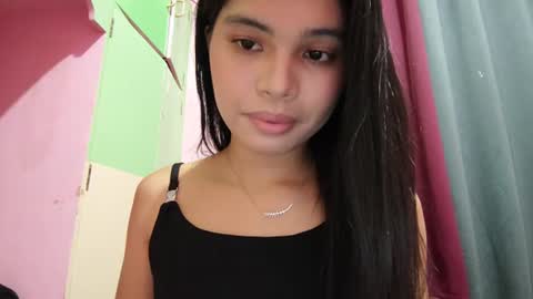 Snapshot of chictemptation_ chatting on July 17, 2026, 5:47 am CRISTINE3. online show from July 17, 2026, 5:47 am