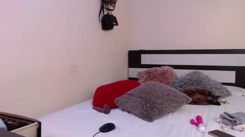  Valentina  online show from January 2, 2025, 1:17 am