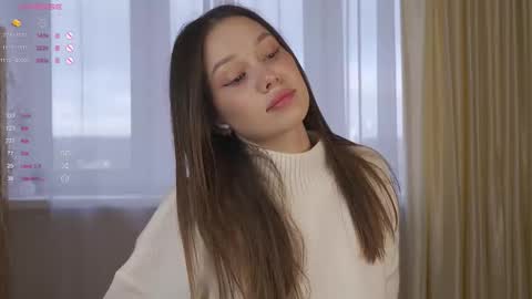 Nicole online show from October 26, 2025, 5:24 am