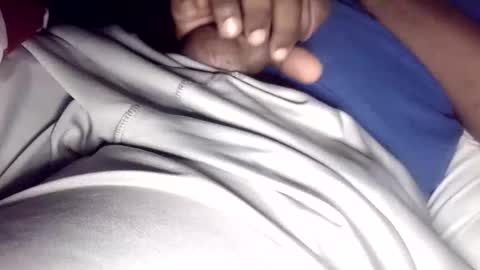 Chilling online show from November 9, 2025, 3:49 am