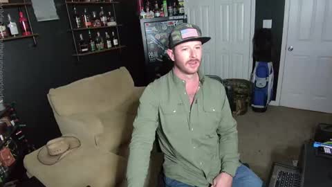 Chillinthemosttt online show from December 3, 2024, 4:25 am