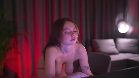 Snapshot of chillwithstacy chatting on March 5, 2025, 1:21 am chillwithstacy online show from March 5, 2025, 1:21 am