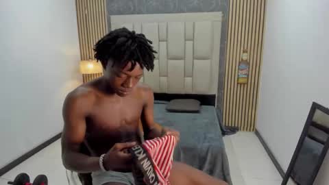 chimi88 online show from October 6, 2025, 11:51 am