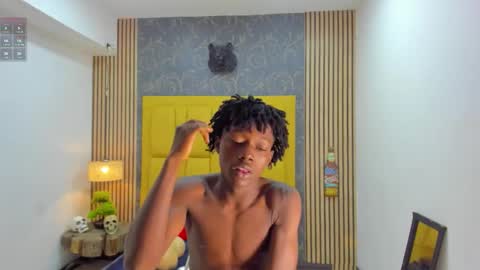 chimi88 online show from December 2, 2025, 1:05 pm