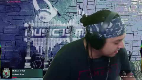 Enrique online show from February 6, 2025, 4:14 pm