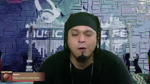 Enrique online show from February 8, 2025, 8:42 am
