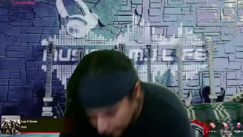 Enrique online show from February 19, 2025, 2:55 am