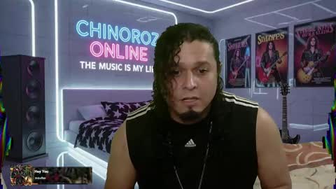 Snapshot of chinoroz chatting on September 20, 2025, 7:09 am Enrique online show from September 20, 2025, 7:09 am