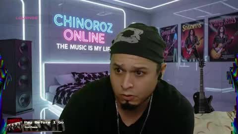 Snapshot of chinoroz chatting on September 29, 2025, 6:24 pm Enrique online show from September 29, 2025, 6:24 pm