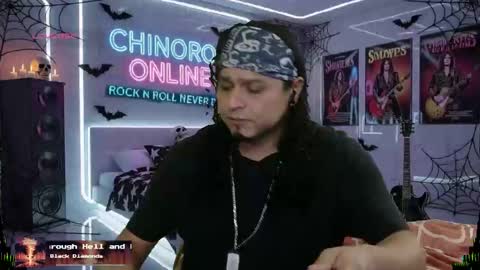 Snapshot of chinoroz chatting on October 25, 2025, 5:59 am Enrique online show from October 25, 2025, 5:59 am