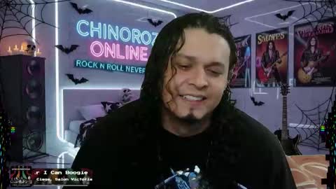 Snapshot of chinoroz chatting on October 27, 2025, 6:17 am Enrique online show from October 27, 2025, 6:17 am