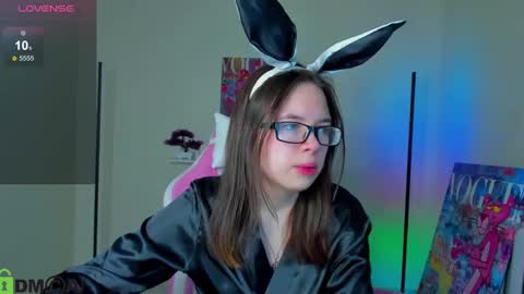 chio_mio online show from February 24, 2025, 12:48 pm