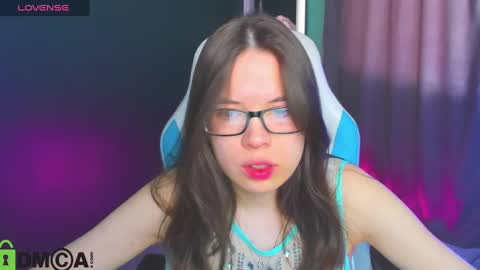 chio_mio online show from March 5, 2025, 9:49 am