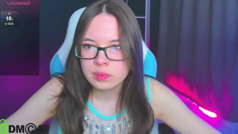 chio_mio online show from March 5, 2025, 12:55 pm