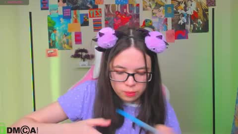 chio_mio online show from March 11, 2025, 12:50 pm