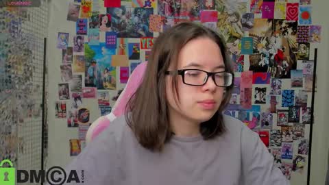 chio_mio online show from October 24, 2025, 2:41 am