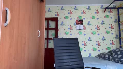 chiraq1945 online show from March 5, 2026, 9:27 am