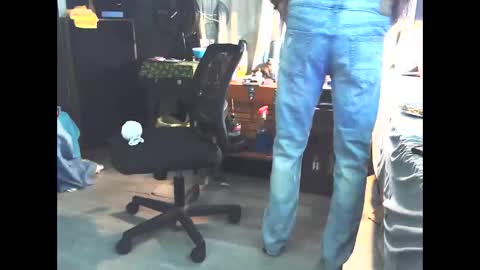 Snapshot of chitwnhustler chatting on May 23, 2026, 2:21 pm SpunHung online show from May 23, 2026, 2:21 pm