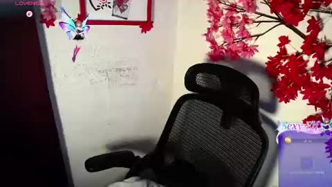 Snapshot of chleo_rosse chatting on July 3, 2026, 2:45 pm chleo_rosse online show from July 3, 2026, 2:45 pm