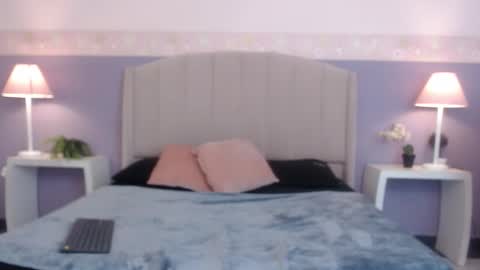 Snapshot of chloe014_ chatting on December 22, 2025, 11:40 am Chloe online show from December 22, 2025, 11:40 am