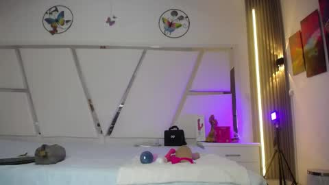 Snapshot of chloe__jones_ chatting on June 1, 2026, 12:51 pm Chloe online show from June 1, 2026, 12:51 pm