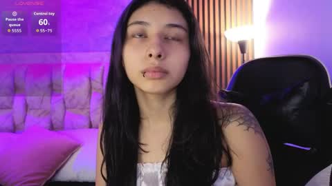 Snapshot of chloe_bluee_ chatting on April 18, 2026, 11:03 am chloe_bluee_ online show from April 18, 2026, 11:03 am