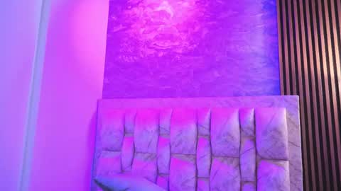 Snapshot of chloe_bluee_ chatting on May 8, 2026, 11:04 am chloe_bluee_ online show from May 8, 2026, 11:04 am