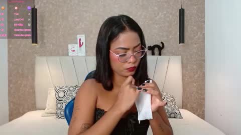 Abby 19 years online show from September 20, 2025, 6:42 pm