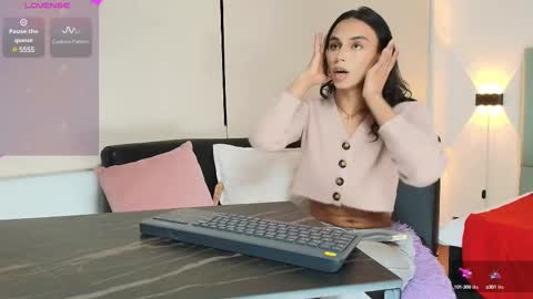 Snapshot of chloe_cherry21 chatting on February 26, 2025, 2:15 am chloe cherry21 online show from February 26, 2025, 2:15 am
