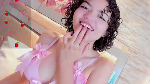 chloe online show from February 19, 2026, 10:44 am