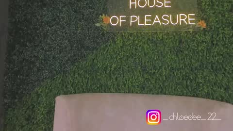 Chloe online show from September 25, 2025, 12:09 pm