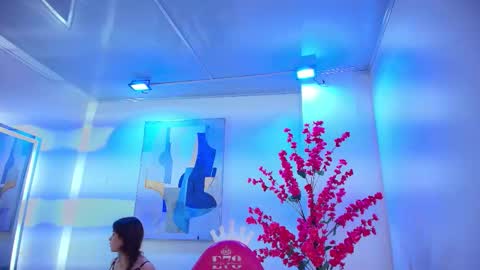 Chloe online show from February 25, 2026, 11:20 am