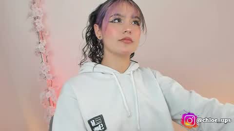 Chloe  online show from January 14, 2026, 3:01 am