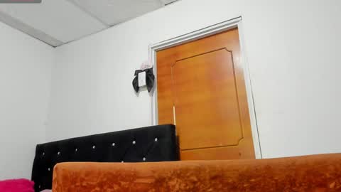 Chloe Evanx  online show from January 6, 2025, 7:02 pm