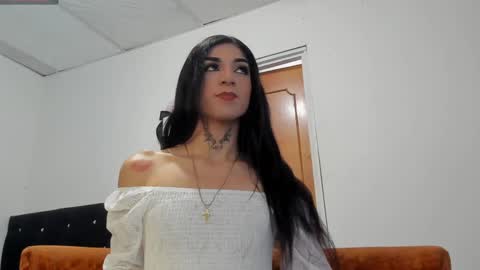 Chloe Evanx  online show from January 8, 2025, 7:03 pm