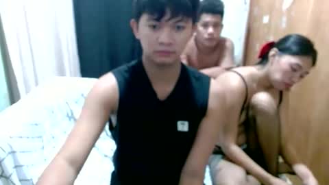 chloe and harlot online show from November 20, 2025, 5:23 pm