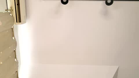 Chloe online show from February 20, 2026, 1:33 pm