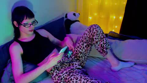 Snapshot of chloe_lorelai chatting on January 20, 2025, 7:46 pm Chloe-Lorelei online show from January 20, 2025, 7:46 pm